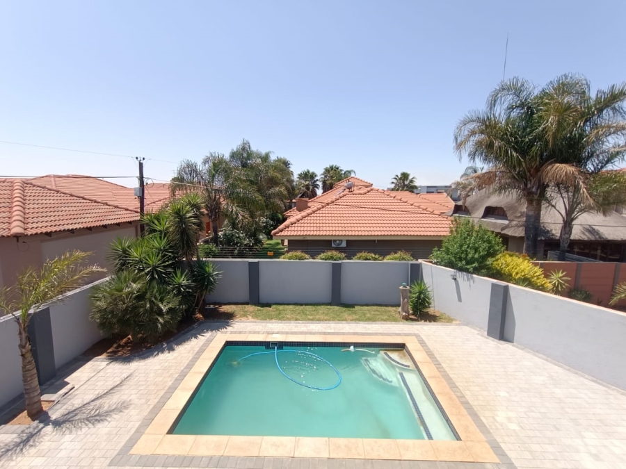 3 Bedroom Property for Sale in Vanderbijlpark SE 8 Gauteng