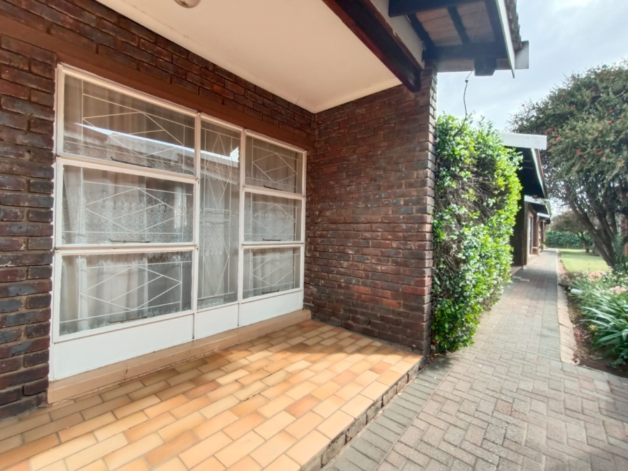 2 Bedroom Property for Sale in Three Rivers Gauteng