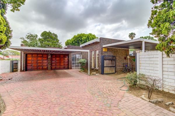 3 Bedroom Property for Sale in Sunward Park Gauteng