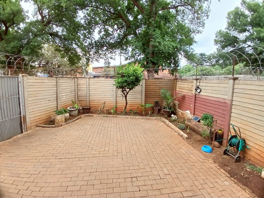 2 Bedroom Property for Sale in Vanderbijlpark CW 1 Gauteng