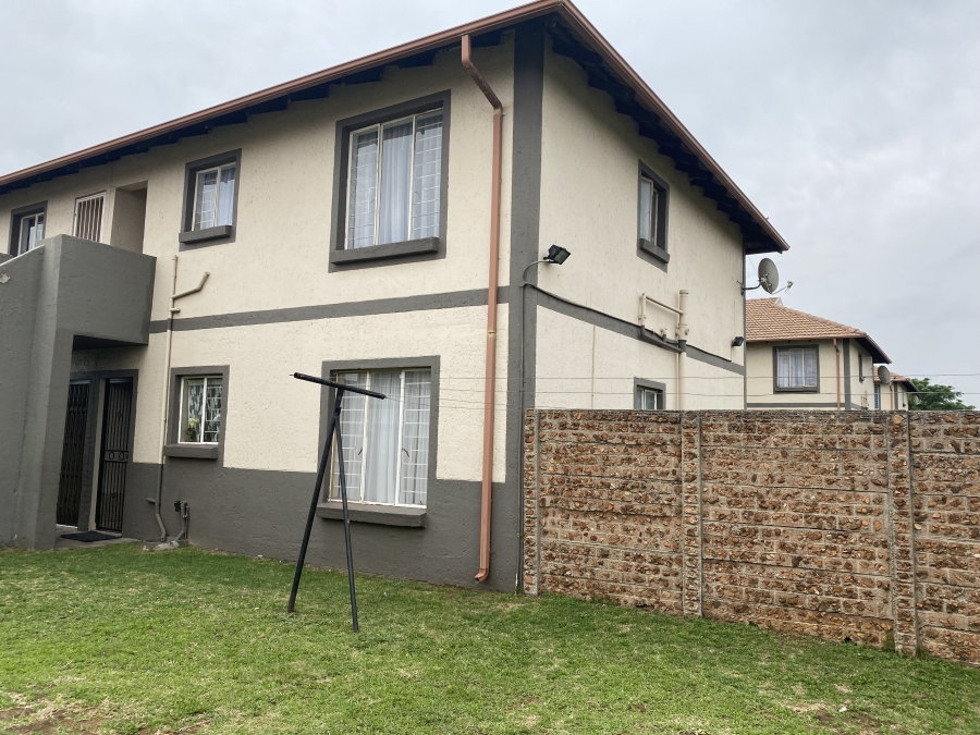 2 Bedroom Property for Sale in Parkrand Gauteng