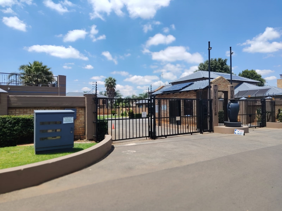 4 Bedroom Property for Sale in Ravenswood Gauteng