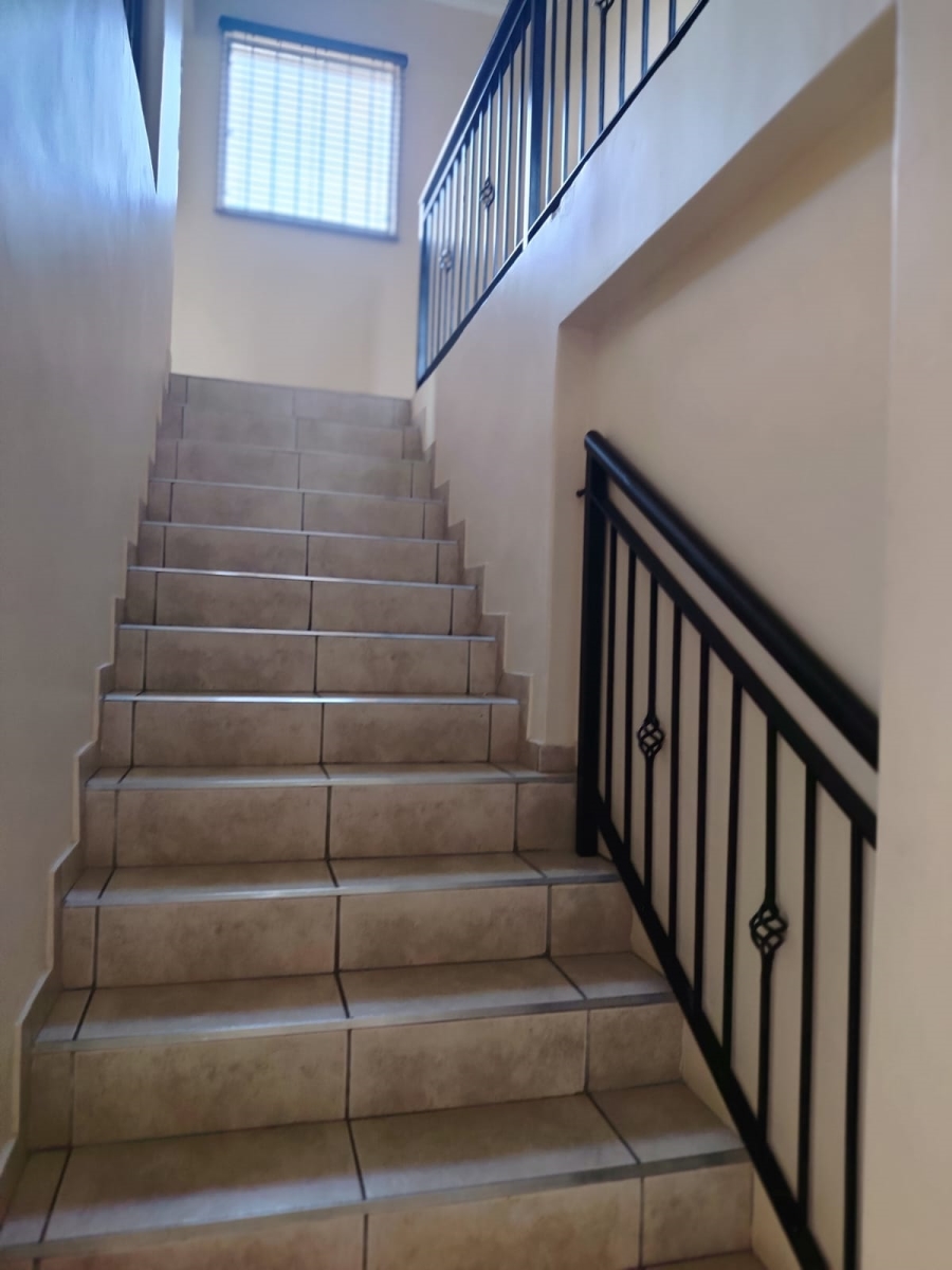 4 Bedroom Property for Sale in Ravenswood Gauteng