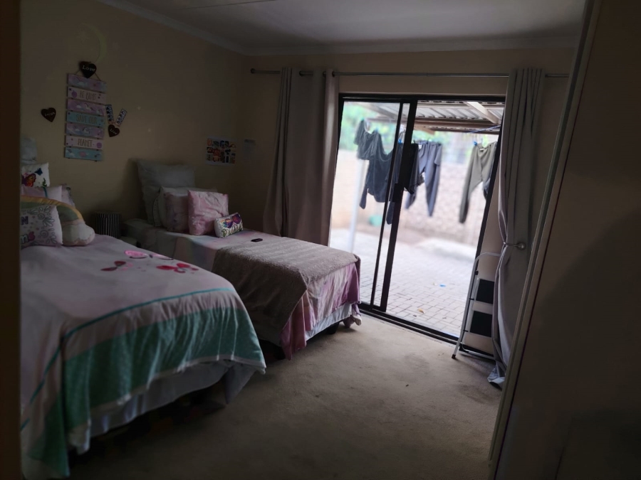 4 Bedroom Property for Sale in Ravenswood Gauteng