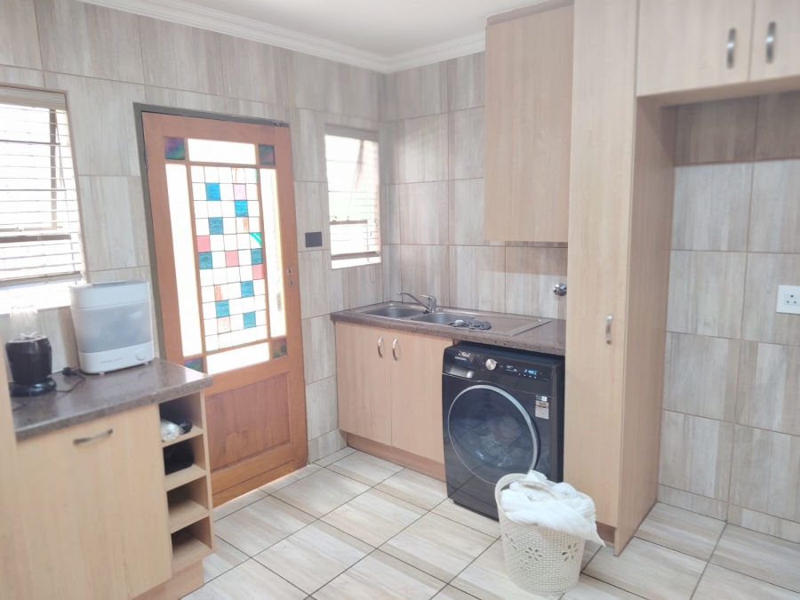 4 Bedroom Property for Sale in Ravenswood Gauteng