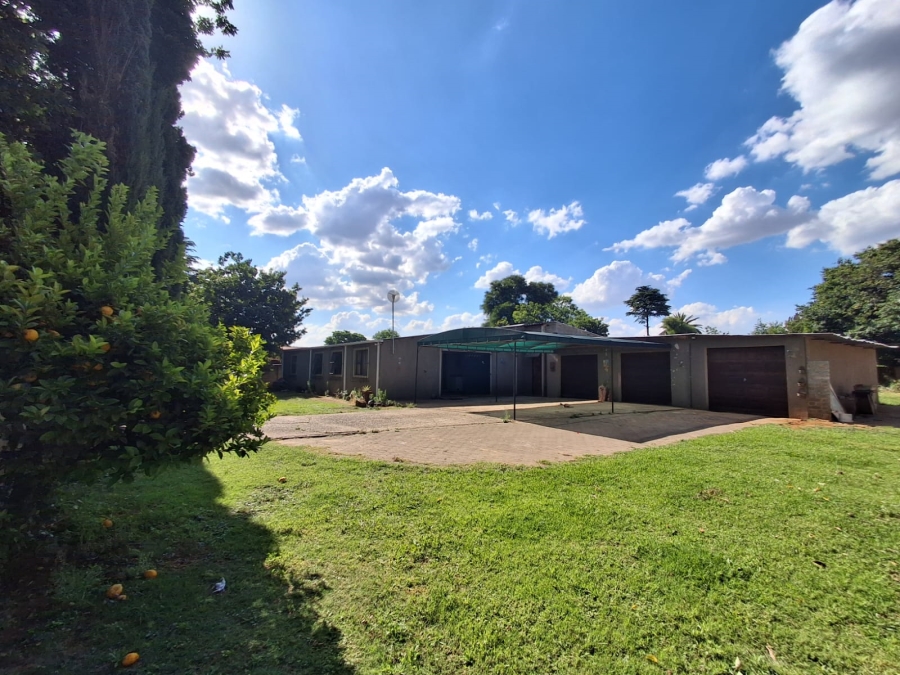 4 Bedroom Property for Sale in Sonland Park Gauteng