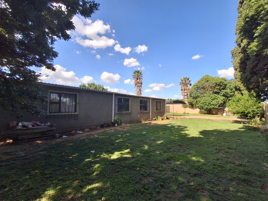 4 Bedroom Property for Sale in Sonland Park Gauteng