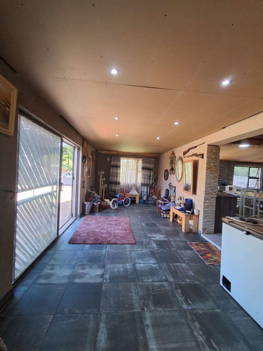 4 Bedroom Property for Sale in Sonland Park Gauteng