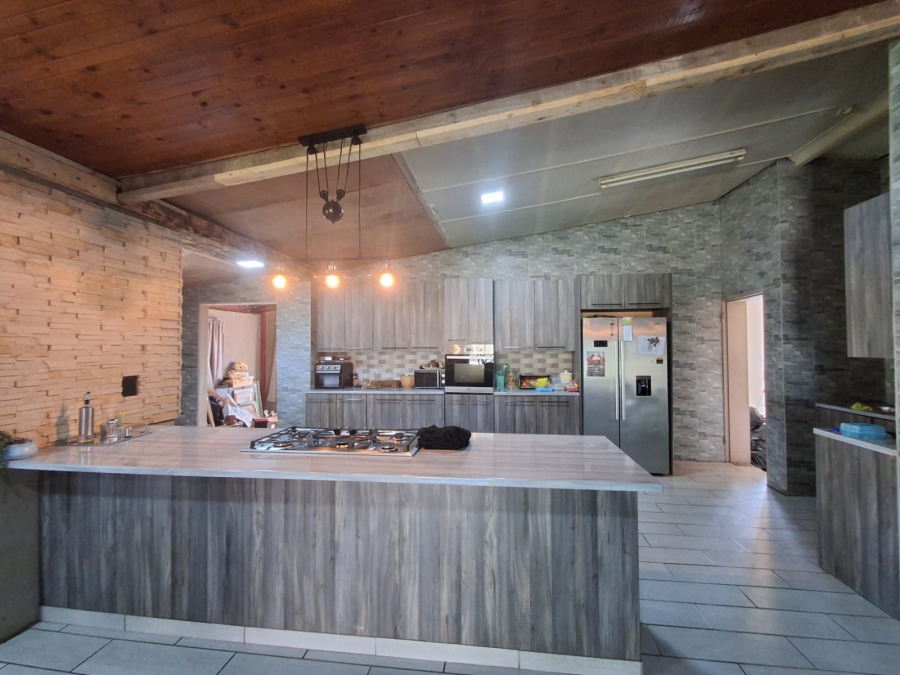 4 Bedroom Property for Sale in Sonland Park Gauteng