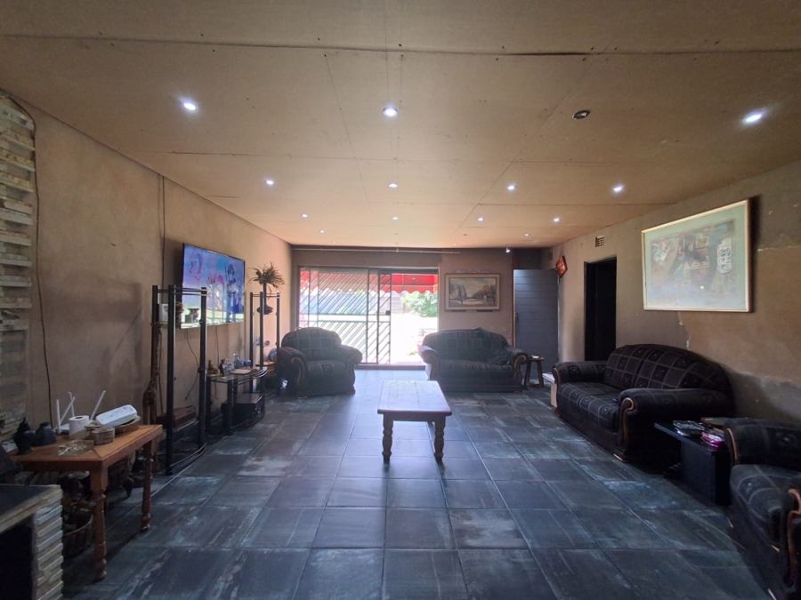 4 Bedroom Property for Sale in Sonland Park Gauteng