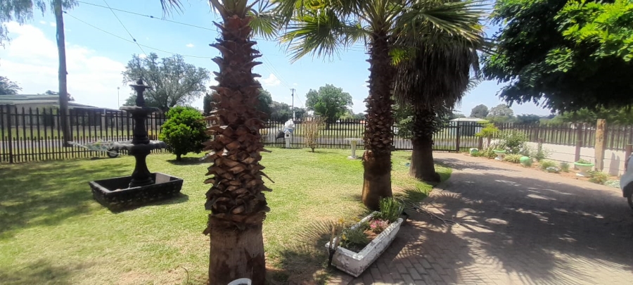 3 Bedroom Property for Sale in Rothdene Gauteng