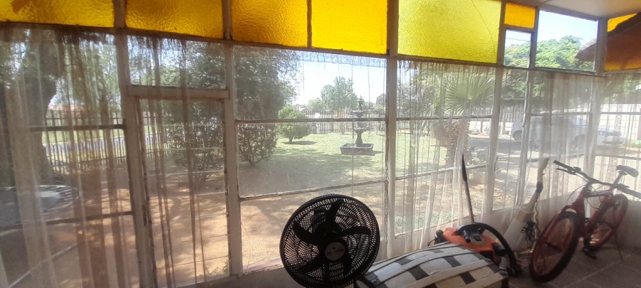 3 Bedroom Property for Sale in Rothdene Gauteng