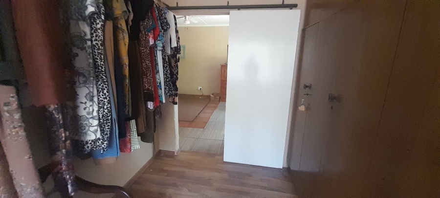 3 Bedroom Property for Sale in Rothdene Gauteng