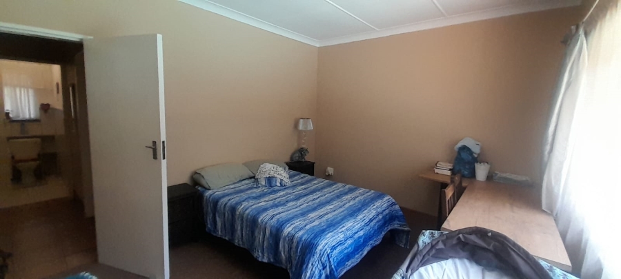 3 Bedroom Property for Sale in Rothdene Gauteng