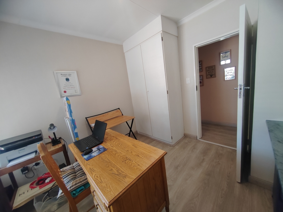 3 Bedroom Property for Sale in Sunair Park Gauteng