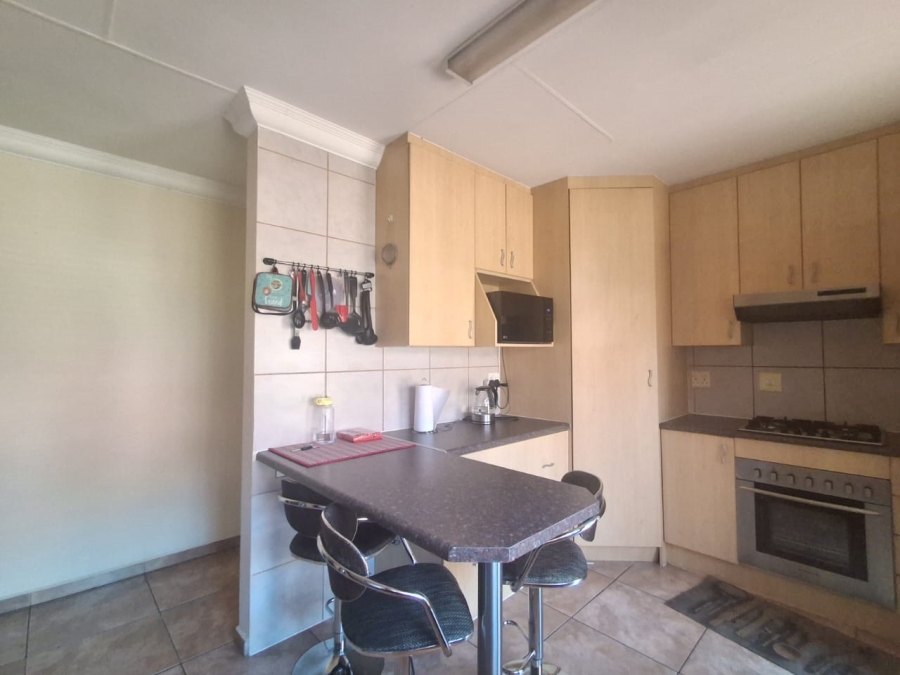 3 Bedroom Property for Sale in Three Rivers Proper Gauteng