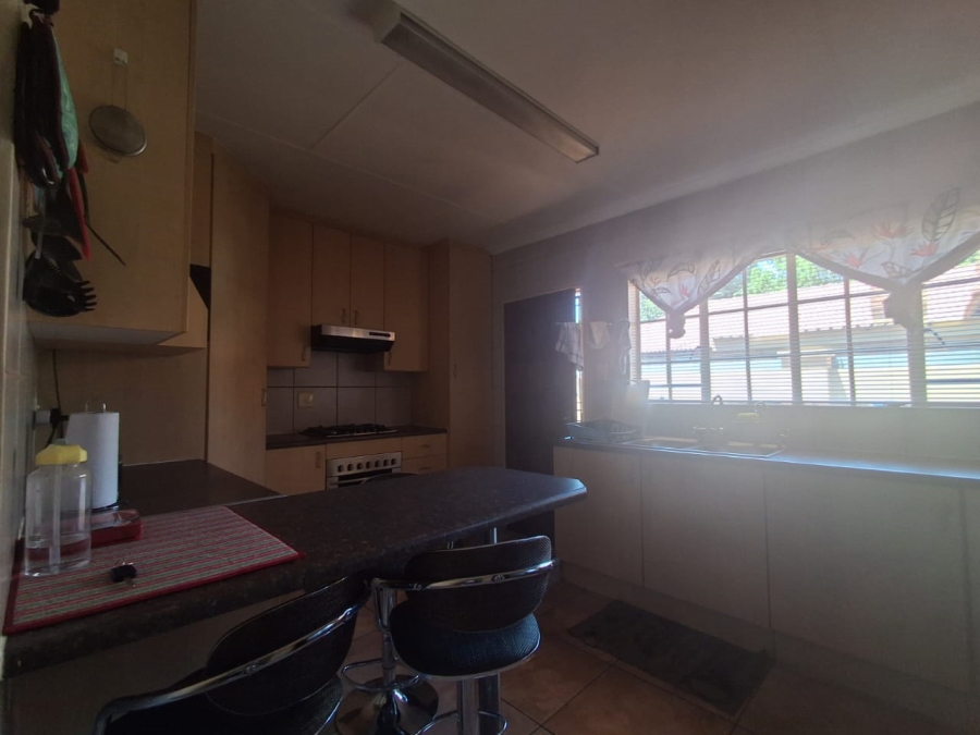 3 Bedroom Property for Sale in Three Rivers Proper Gauteng