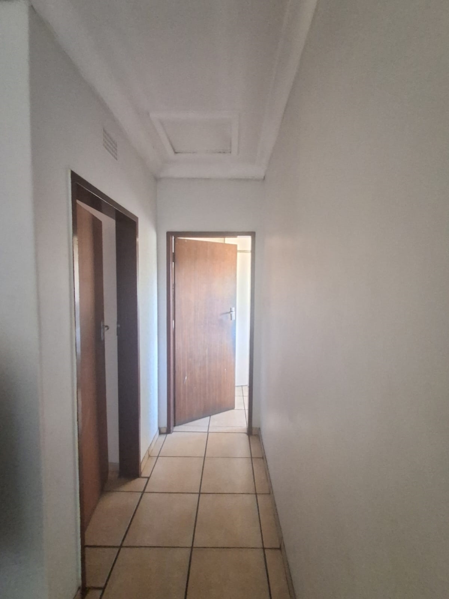 2 Bedroom Property for Sale in Vereeniging Gauteng