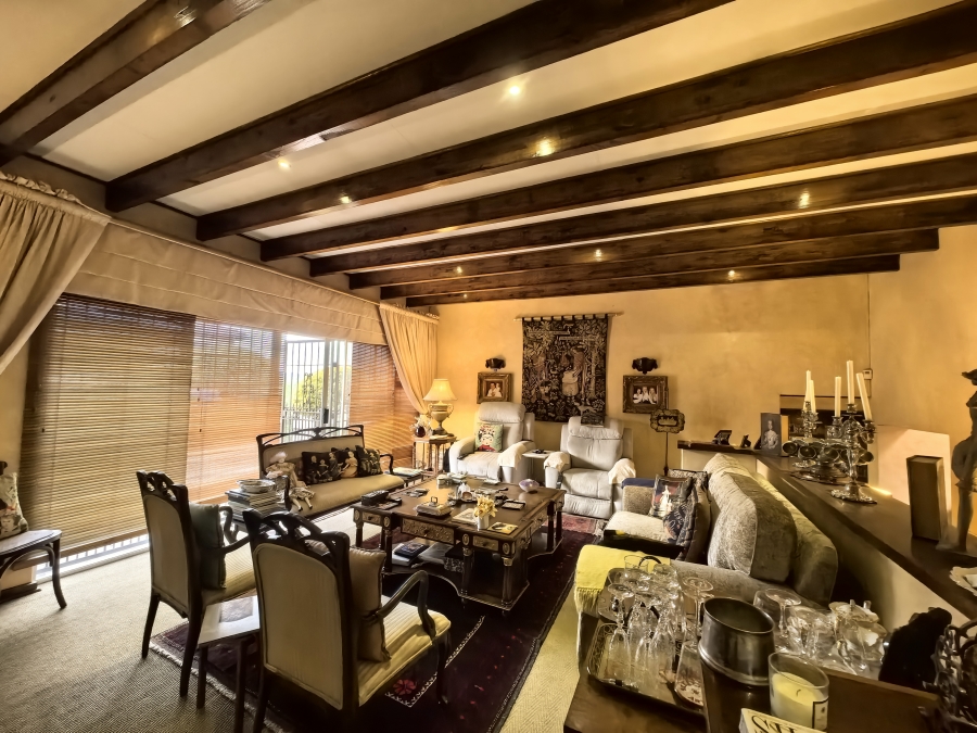 4 Bedroom Property for Sale in Northcliff Gauteng