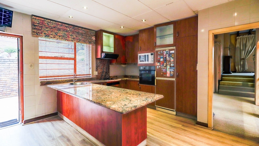 4 Bedroom Property for Sale in Northcliff Gauteng