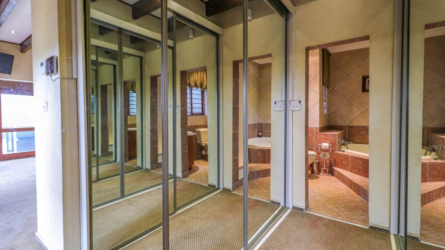 4 Bedroom Property for Sale in Northcliff Gauteng