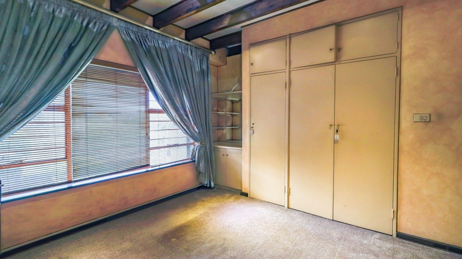 4 Bedroom Property for Sale in Northcliff Gauteng