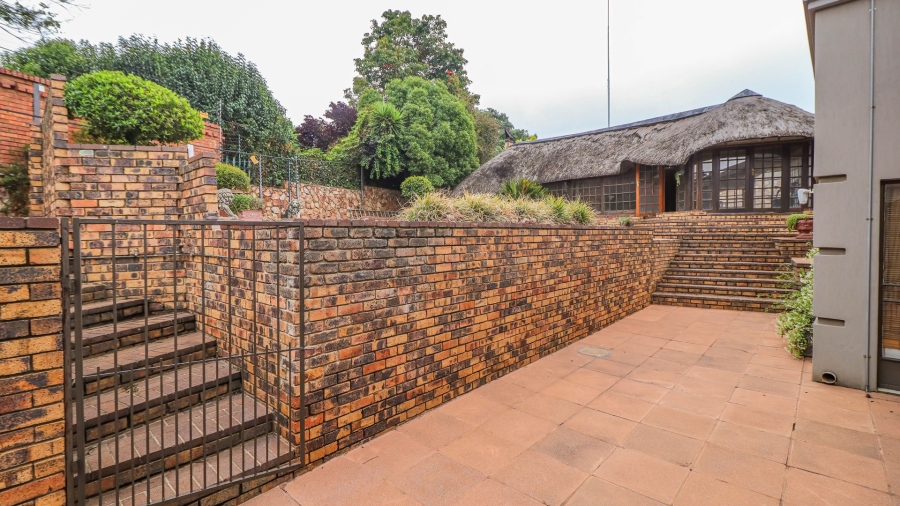 4 Bedroom Property for Sale in Northcliff Gauteng