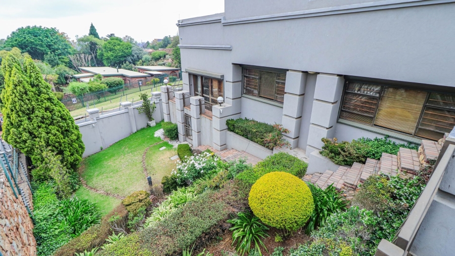 4 Bedroom Property for Sale in Northcliff Gauteng