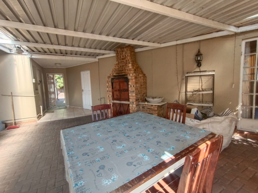 3 Bedroom Property for Sale in Vanderbijlpark SE 2 Gauteng