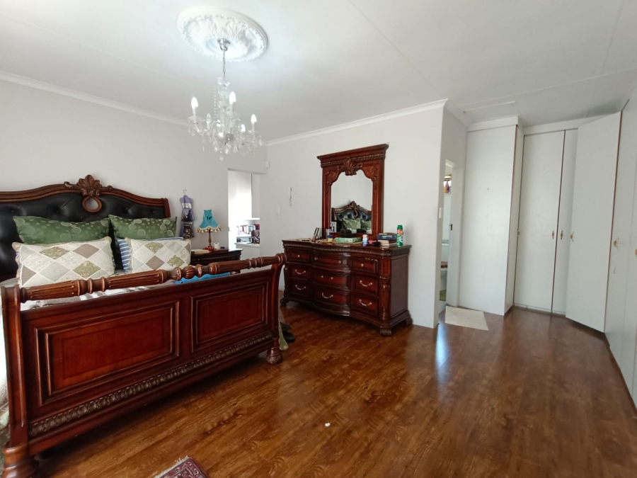 3 Bedroom Property for Sale in Vanderbijlpark SE 2 Gauteng