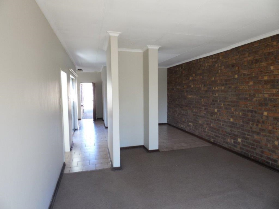 2 Bedroom Property for Sale in Erasmus Gauteng