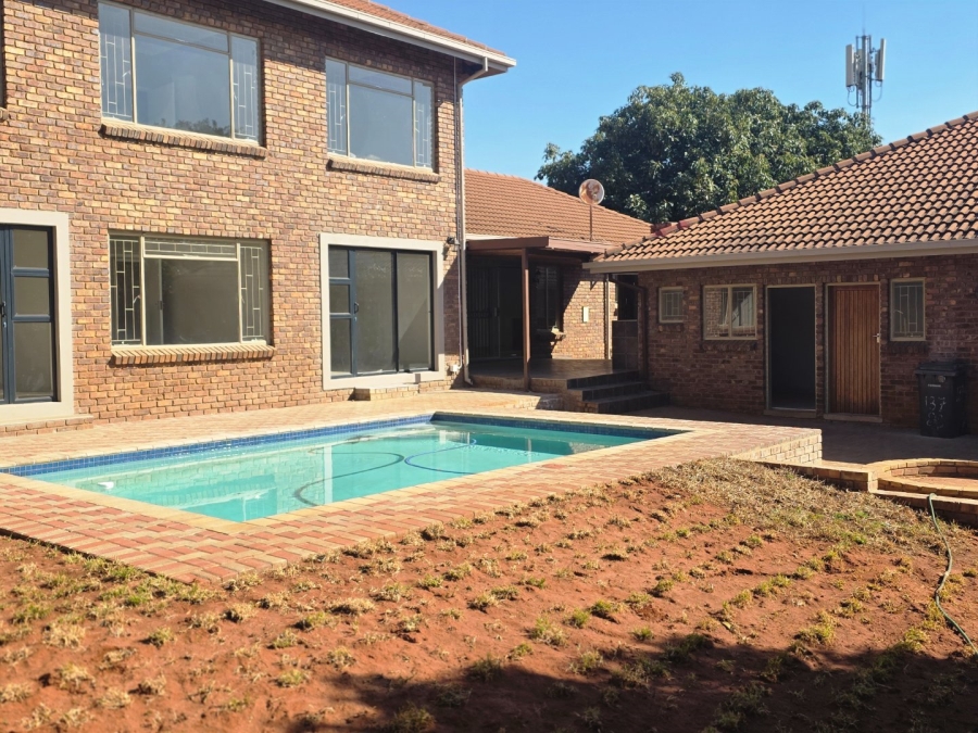 6 Bedroom Property for Sale in Wonderboom Gauteng