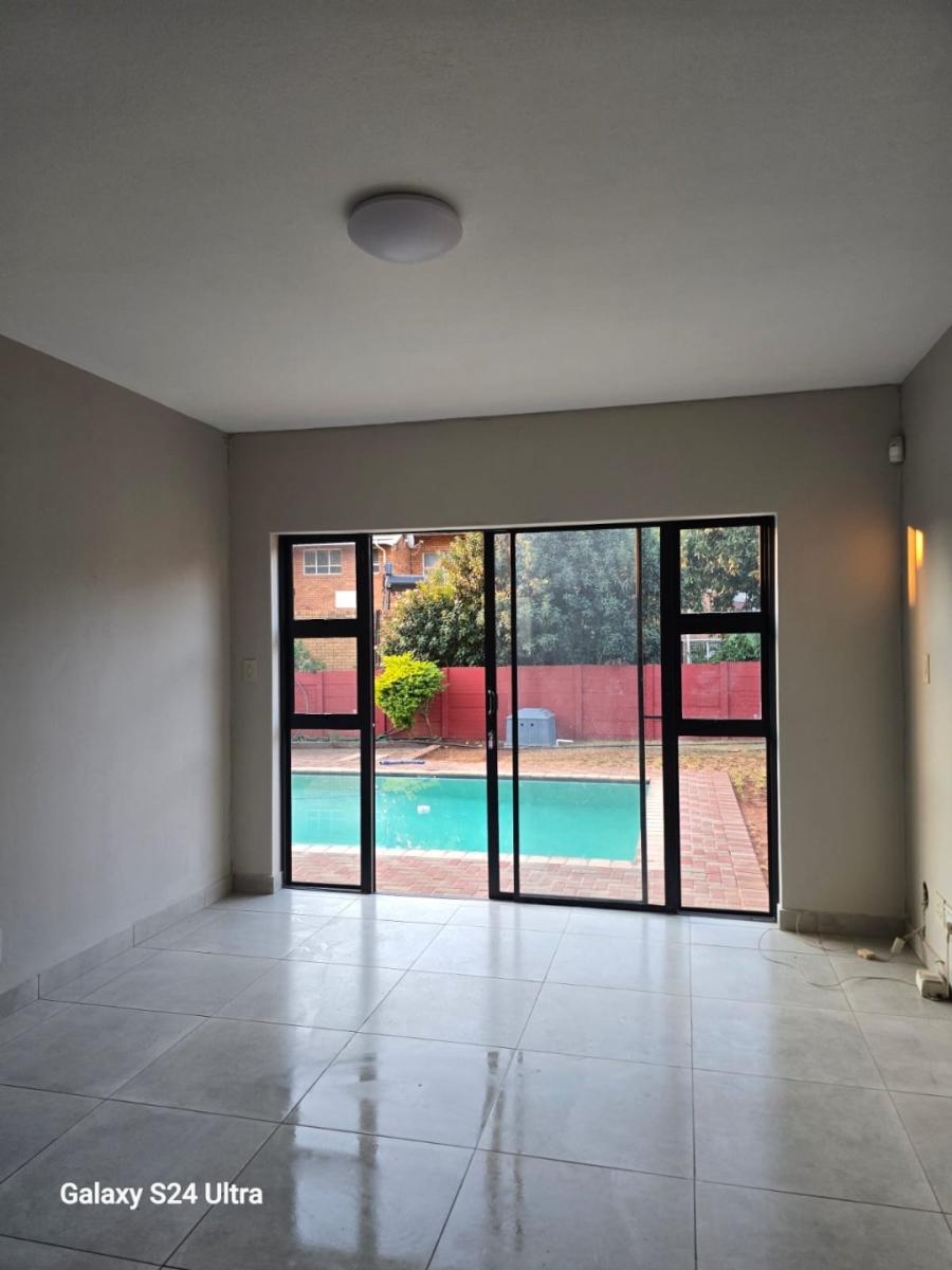 6 Bedroom Property for Sale in Wonderboom Gauteng