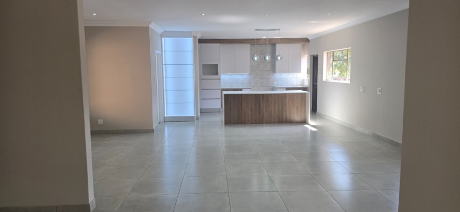 6 Bedroom Property for Sale in Wonderboom Gauteng
