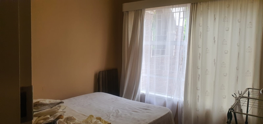 5 Bedroom Property for Sale in Rensburg Gauteng