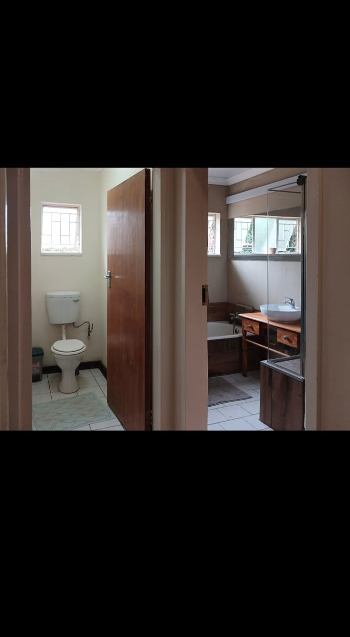 5 Bedroom Property for Sale in Rensburg Gauteng