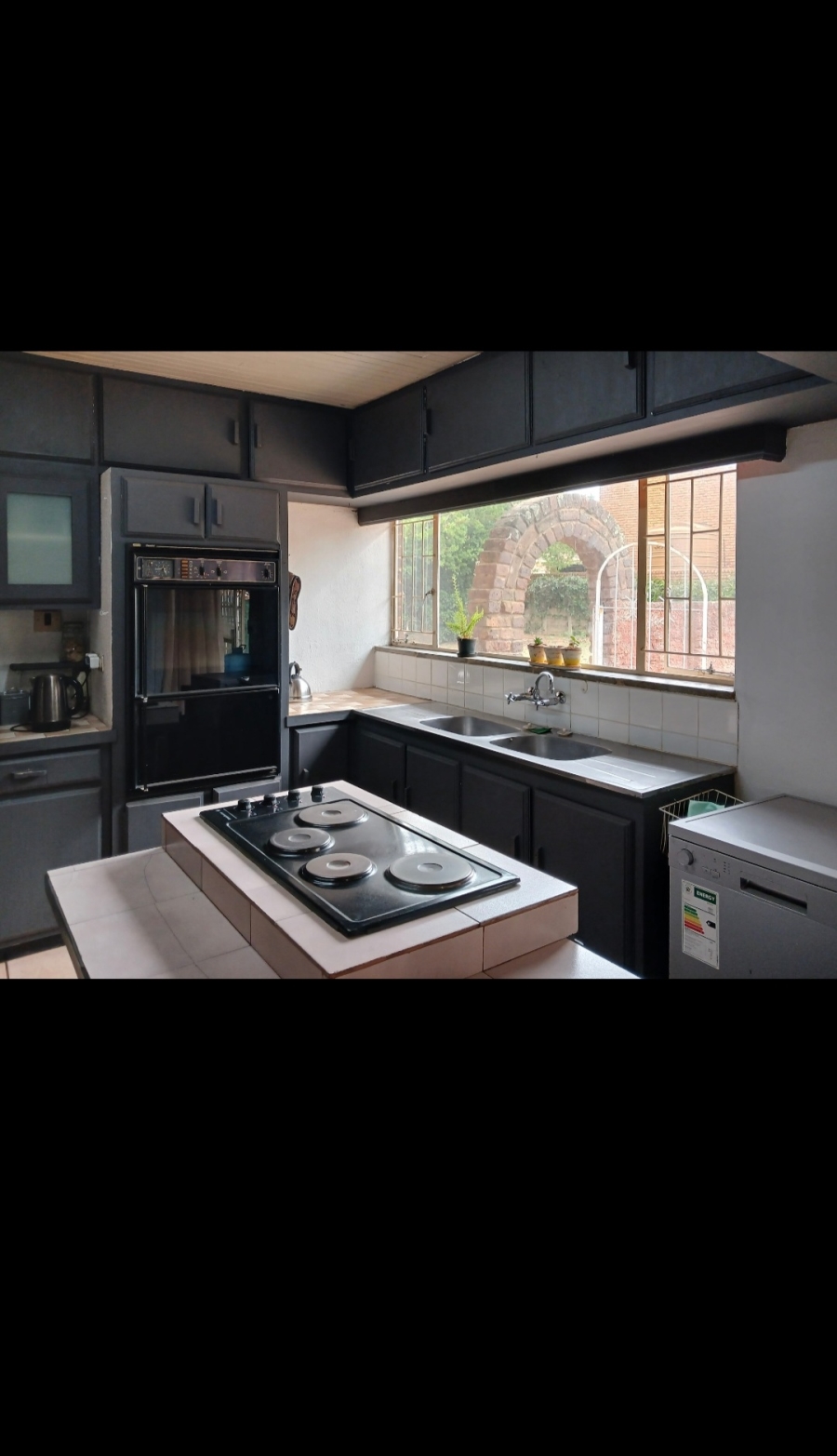 5 Bedroom Property for Sale in Rensburg Gauteng