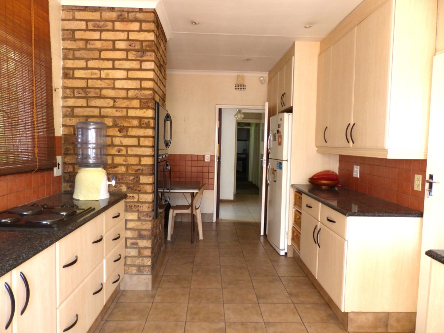 3 Bedroom Property for Sale in Gallo Manor Gauteng