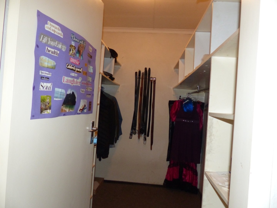 3 Bedroom Property for Sale in Gallo Manor Gauteng