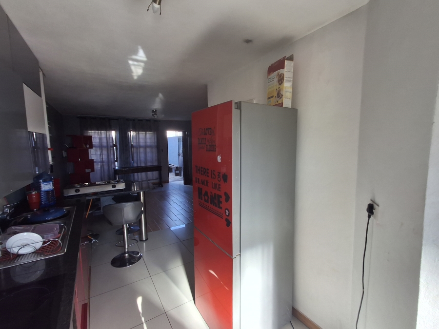 2 Bedroom Property for Sale in Birchleigh North Gauteng