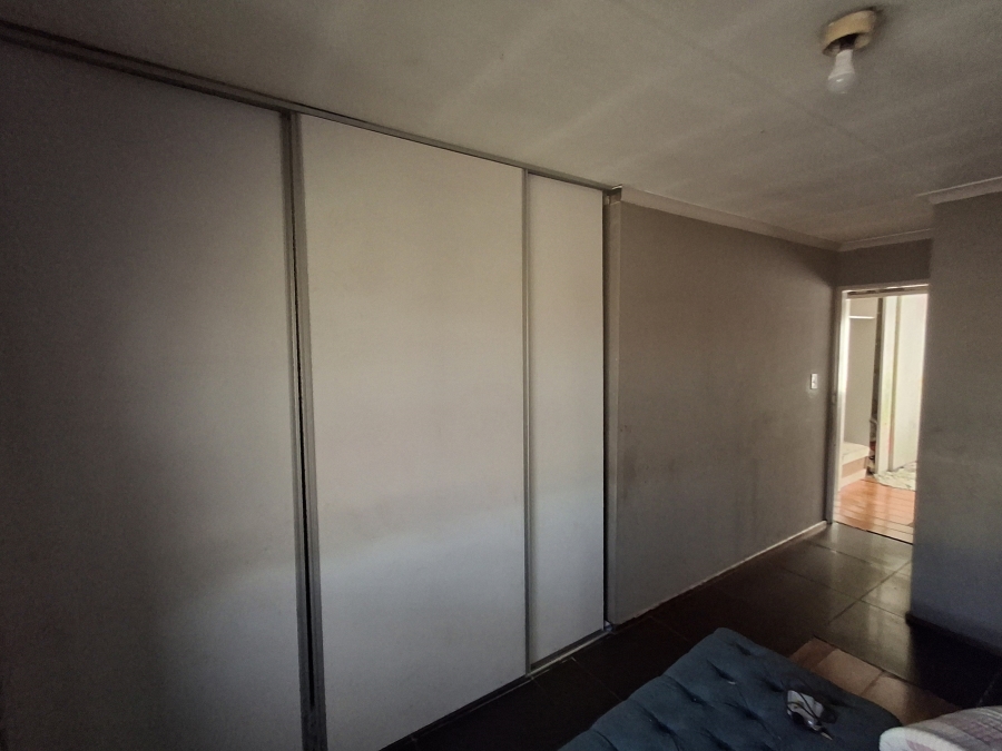 2 Bedroom Property for Sale in Birchleigh North Gauteng