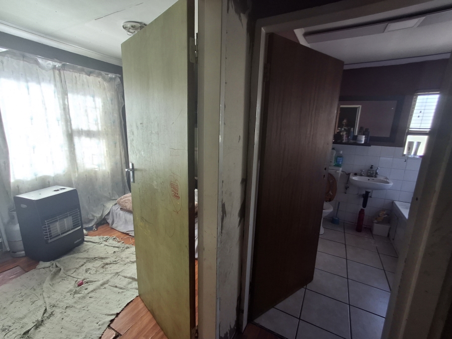 2 Bedroom Property for Sale in Birchleigh North Gauteng