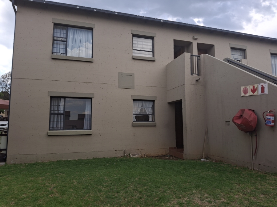 2 Bedroom Property for Sale in Albermarle Gauteng