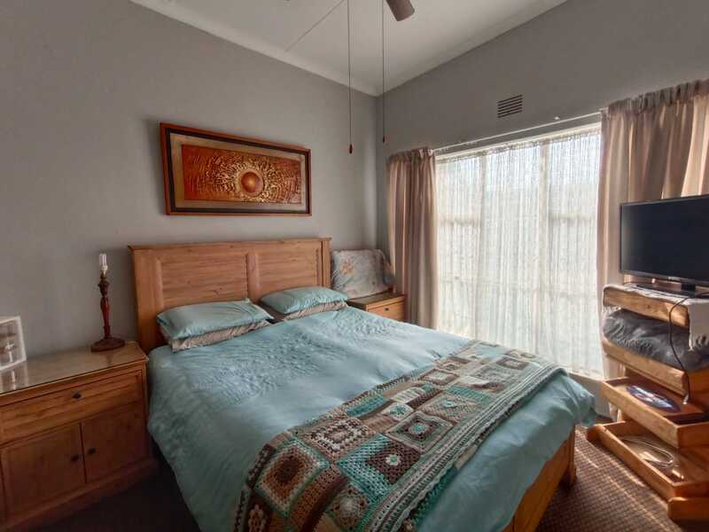 3 Bedroom Property for Sale in Vanderbijlpark SE 6 Gauteng