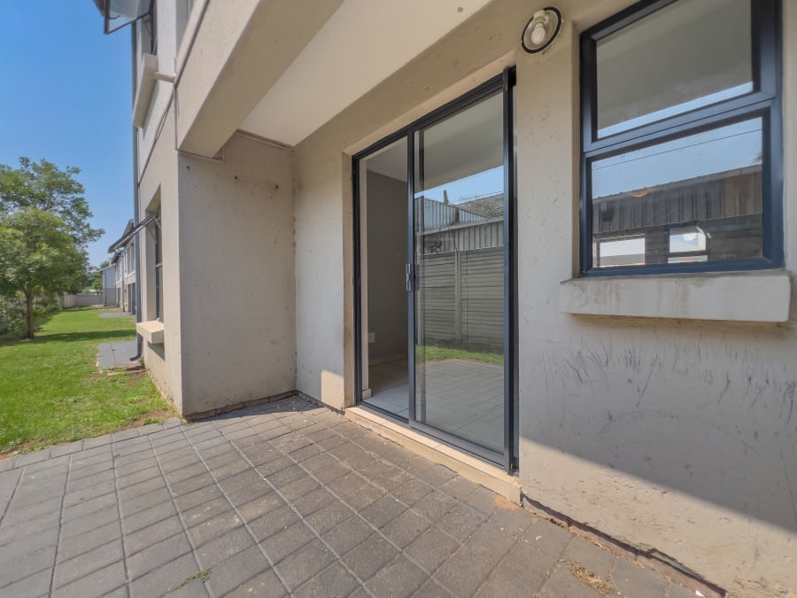 2 Bedroom Property for Sale in The Stewards Gauteng