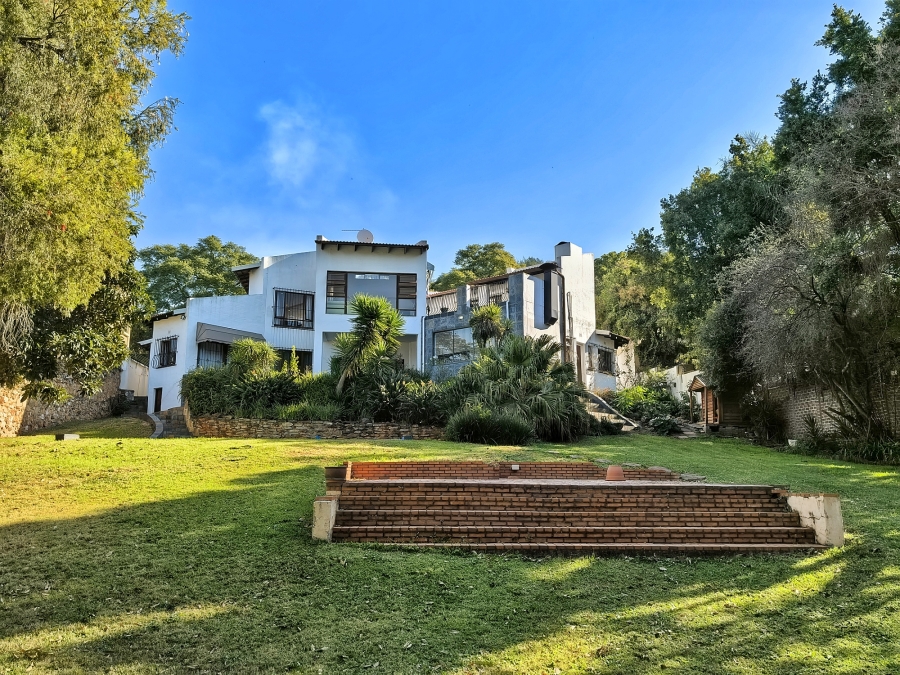 5 Bedroom Property for Sale in Northcliff Gauteng