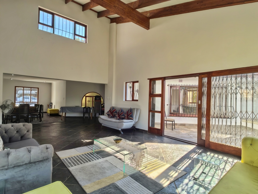 5 Bedroom Property for Sale in Northcliff Gauteng