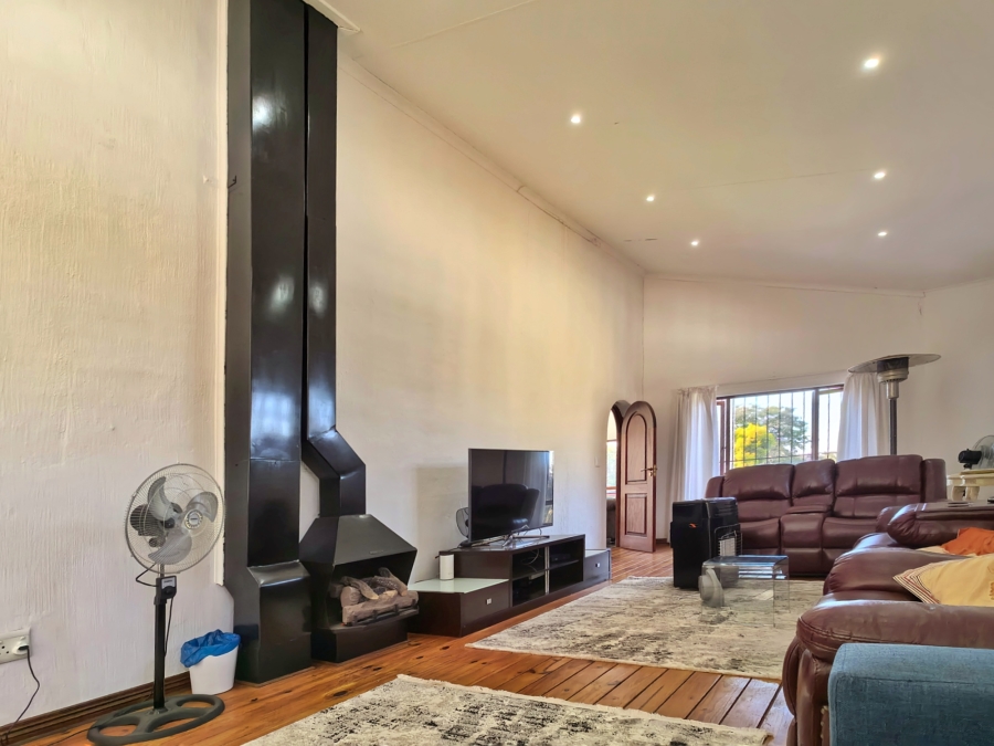 5 Bedroom Property for Sale in Northcliff Gauteng