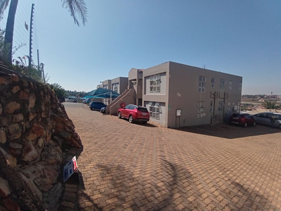 3 Bedroom Property for Sale in Oakdene Gauteng