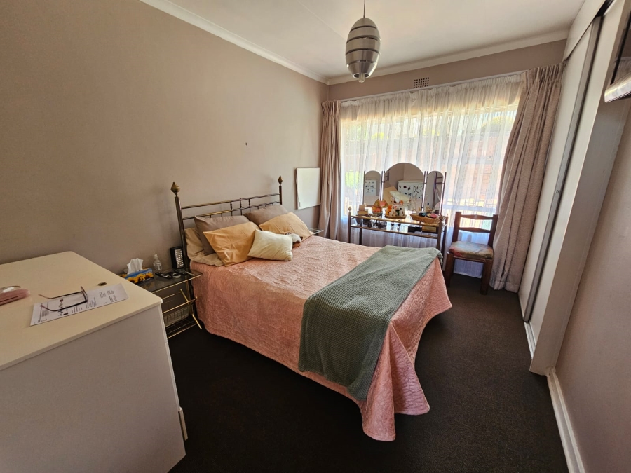 4 Bedroom Property for Sale in Bassonia Gauteng